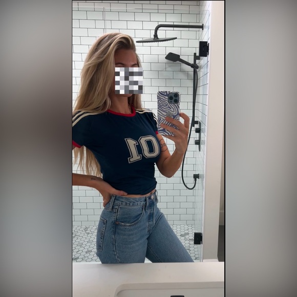 Princess Polly Salda Tee in Size L - Picture 2 of 4